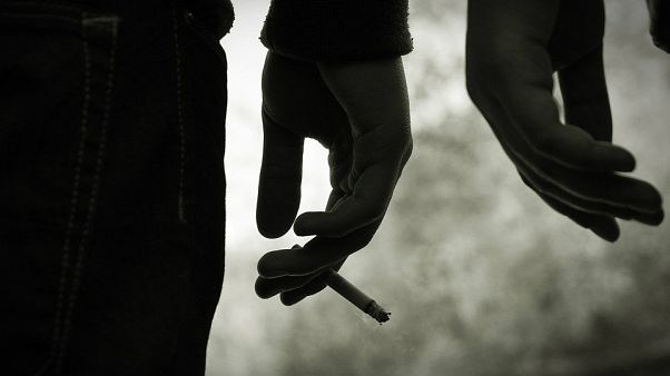 Αυστρία: Απαγόρευση του καπνίσματος σε άτομα κάτω των 18 ετών από τα μέσα του 2018 Αυστρία: Απαγόρευση του καπνίσματος σε άτομα κάτω των 18 ετών από τα μέσα του 2018