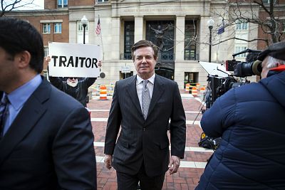 The outcome of a Supreme Court case being heard Thursday could benefit Paul Manafort, shown outside federal court in Virginia in March.