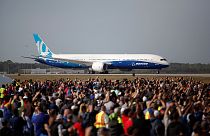 Aviazione: primo volo del Dreamliner 787-10 della Boeing