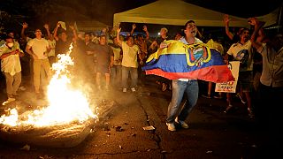 El candidato oficialista Lenín Moreno gana las elecciones presidenciales en Ecuador. La oposición contesta los resultados.