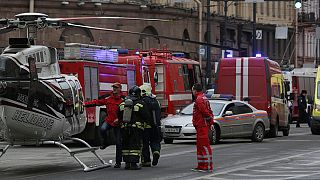 عشرة قتلى وخمسين جريحا في انفجار محطة الأنفاق في سان بطرسبورغ
والرئيس الروسي لا يستبعد إعتداء إرهابياً