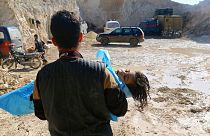 Ataque químico en Siria: Rusia afirma que la aviación siria bombardeó un depósito de armas químicas en manos de los rebeldes