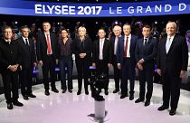 مناظرة ساخنة جَمعتْ المرشحين الـ: 11 للانتخابات الرئاسية في فرنسا...مُولُونْشَانْ كان "الأكثر إقناعا"