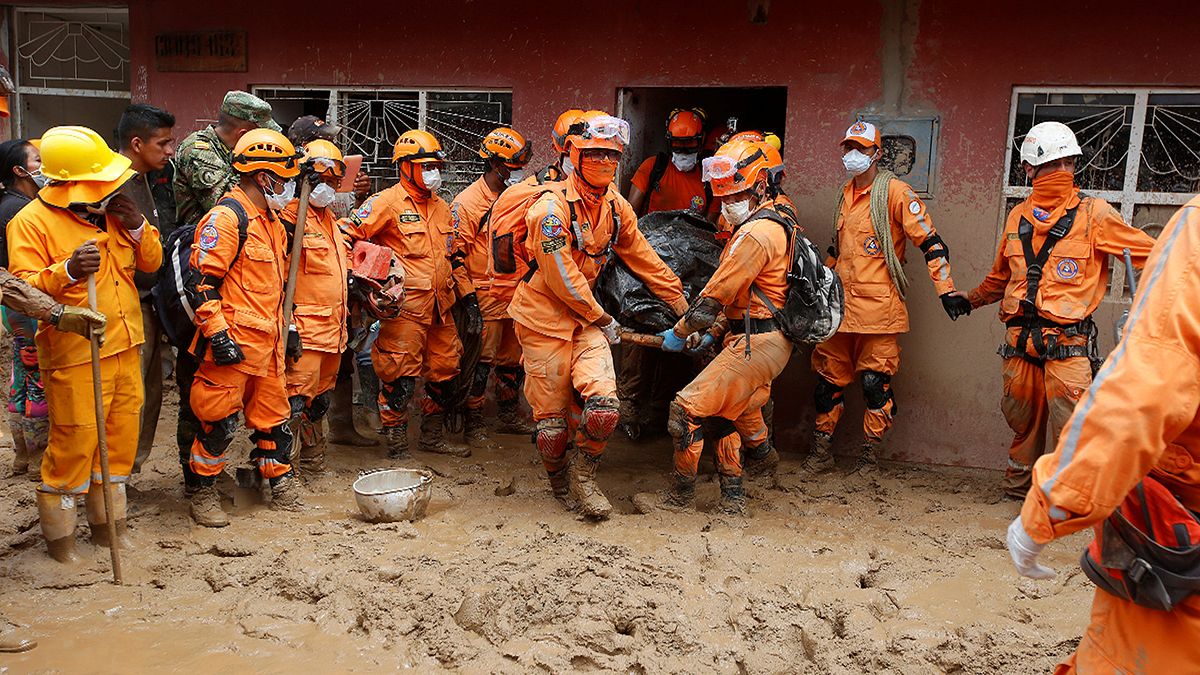 Colombian landslide death toll rises to 290