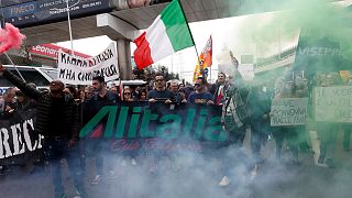 Huelga de trabajadores de Alitalia contra el plan industrial