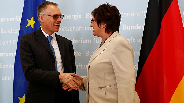 Acquisizione di Opel: a Berlino PSA ribadisce gli impegni sul lavoro Acquisizione di Opel: a Berlino PSA ribadisce gli impegni sul lavoro
