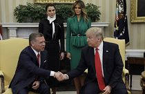 Rei da Jordânia elogia compromisso de Trump com a paz no Médio Oriente