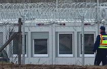 Венгерские лагеря для беженцев тюремного типа вызвали критику правозащитников