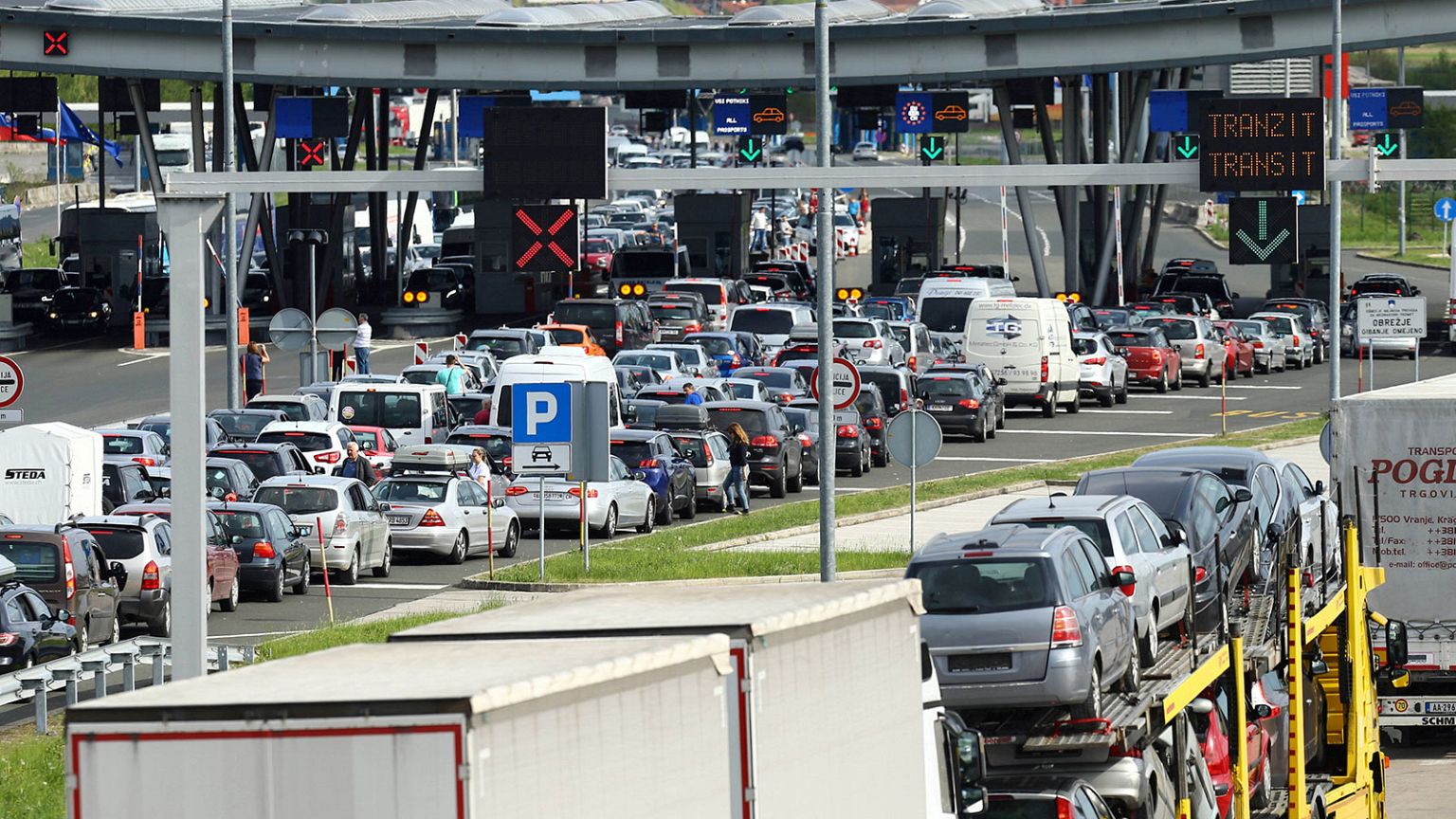 Schengen bölgesinde sınır kontrolleri artırıldı