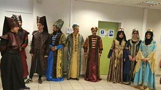 Turkish voters wear Ottoman dress at polling station