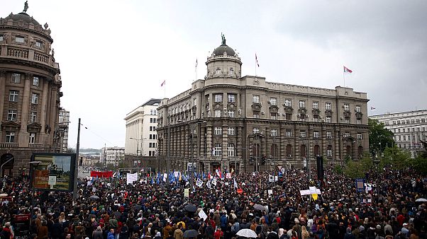Szerbia: tovább tüntetnek Vucic ellen Szerbia: tovább tüntetnek Vucic ellen