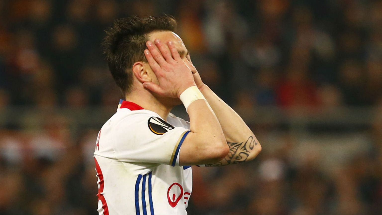 Olympique Lyon krizden çıkışı Avrupa Ligi'nde arıyor