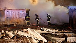 Fire sweeps through Dunkirk migrant camp