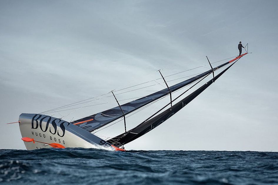 In mare insieme allo skipper inglese Alex Thomson