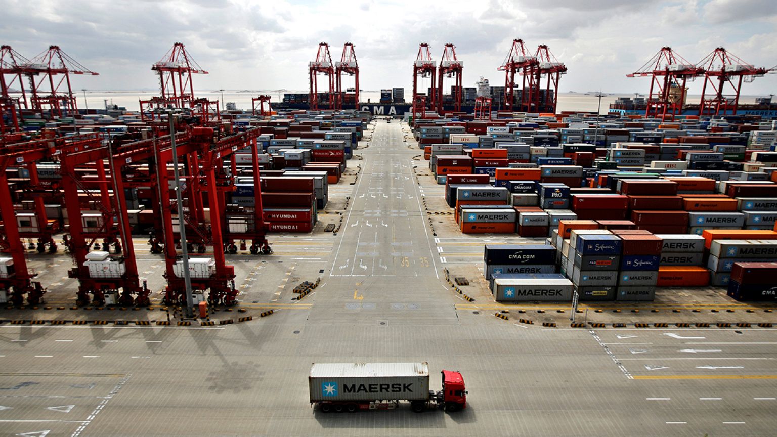 Cina: surplus a marzo a 23,9 miliardi di dollari. L'export cresce del 16,4%