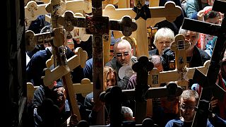 Célébrations du Vendredi saint à travers le monde