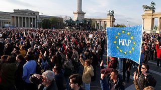 Macaristan'da Orban hükümetine karşı protestolar devam ediyor