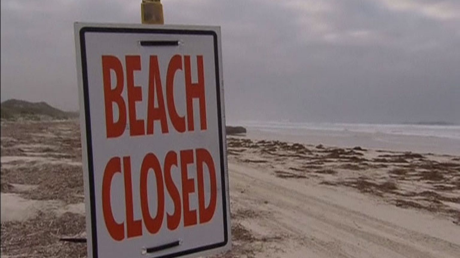 Teenager dies after Australia shark attack