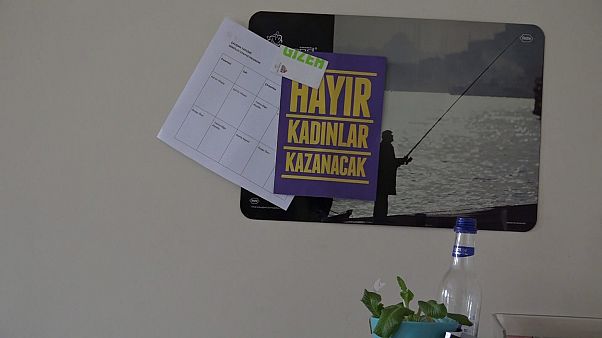 La sospecha de irregularidades en el referendo de Turquía ensombrece la ajustada victoria de Erdogan La sospecha de irregularidades en el referendo de Turquía ensombrece la ajustada victoria de Erdogan