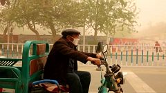 China: Sandsturm in der autonomen Region Xinjiang Uygur