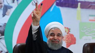 روحاني بين ستة مرشحين يحق لهم خوض الانتخابات الايرانية واستبعاد أحمدي نجاد