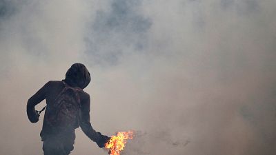 تداوم اعتراضات در ونزوئلا، دستکم هشت کشته در جریان راهپیمایی های سه هفته اخیر