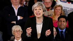 State of the Union: Warum Theresa May Neuwahlen ansetzte