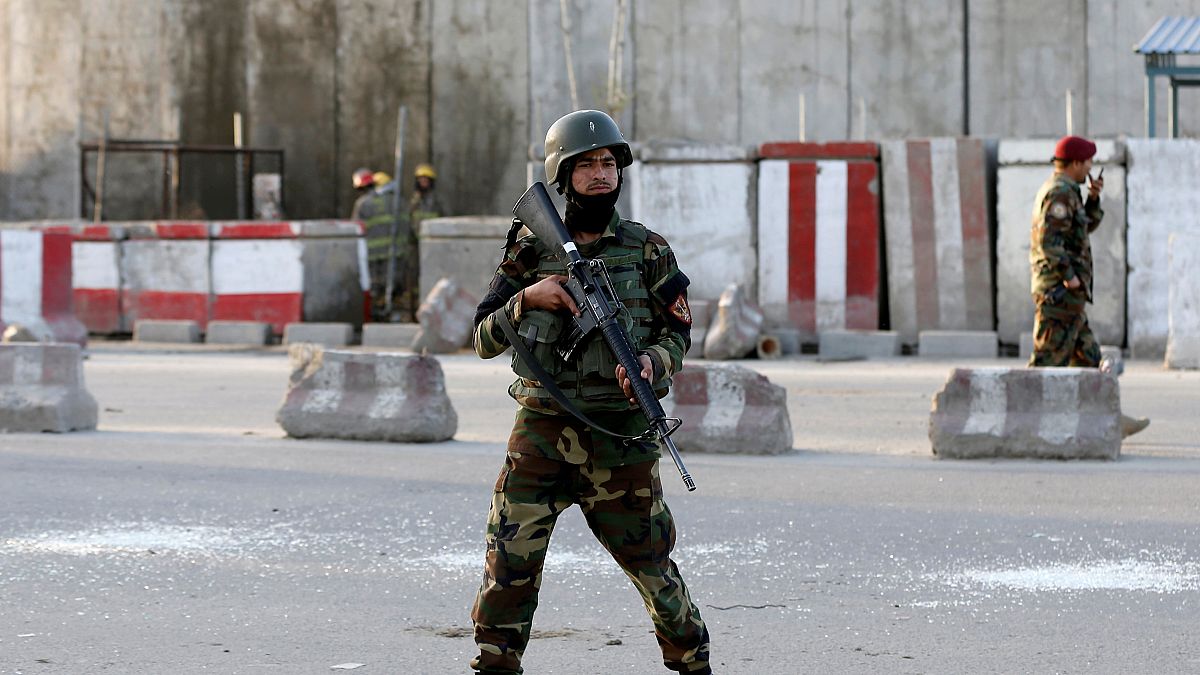 شمار کشته‌شدگان حمله طالبان در ولایت بلخ افغانستان به ١٤٠ تن افزایش یافت