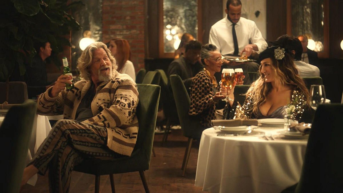 Image: Sarah Jessica Parker and Jeff Bridges appear in a Super Bowl ad for 