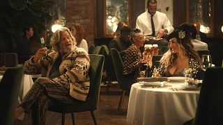 Image: Sarah Jessica Parker and Jeff Bridges appear in a Super Bowl ad for 