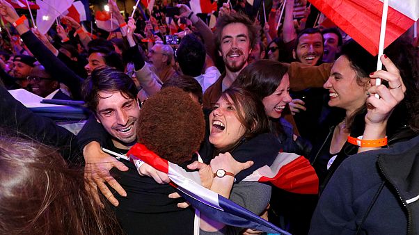 Wahl in Frankreich: Anhänger Macrons geben sich siegessicher Wahl in Frankreich: Anhänger Macrons geben sich siegessicher