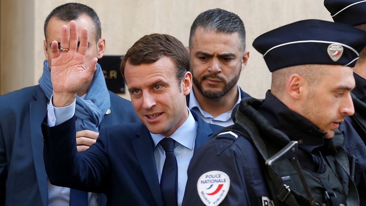 Présidentielle : pour Le Pen, le front républicain de Macron est "pourri"