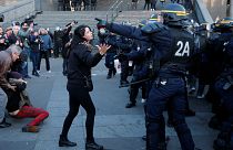 Choques en París tras los comicios