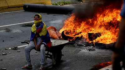 Νέες οδομαχίες με νεκρούς στη Βενεζουέλα