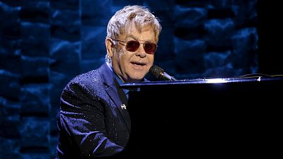 Musician Elton John recovers from potentially deadly infection