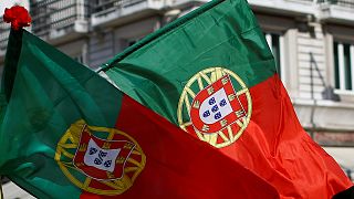 Portugal celebrates Carnation Revolution, warns against populism