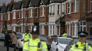 بريطانيا: إصابة إمراة واعتقال أربعة أشخاص في عملية لمكافحة الارهاب