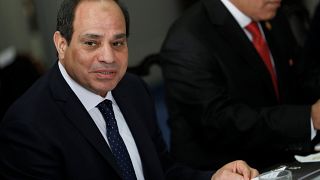 حديث السيسي عن ترك منصب الرئاسة يشعل حرب التغريدات في مصر