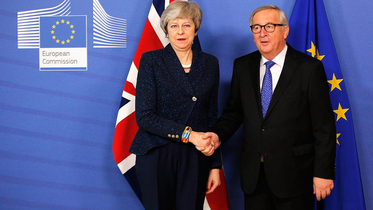 Image: Jean-Claude Juncker receives Theresa May in the VIP corner of The Be