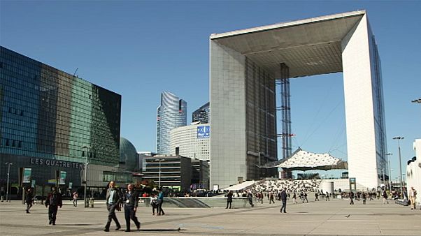 Francia: l'esagono cresce meno di quanto ci si aspettasse Francia: l'esagono cresce meno di quanto ci si aspettasse