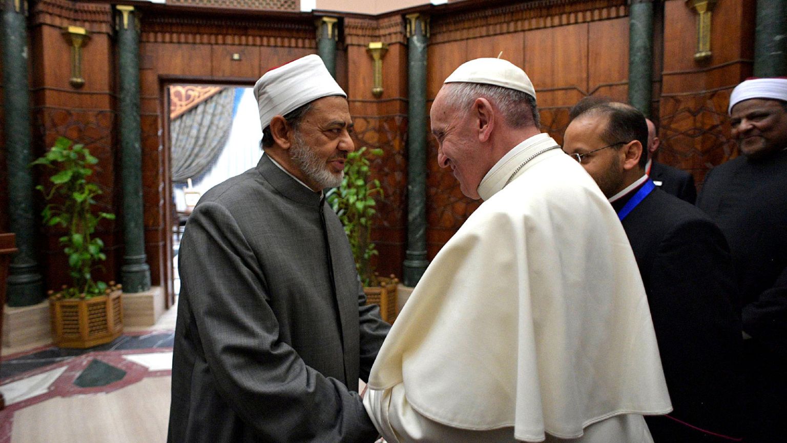 Pope Francis denounces religious fundamentalism across Middle East