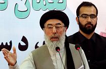 Αφγανός πολέμαρχος ζητεί από τους Ταλιμπάν να παραδώσουν τα όπλα