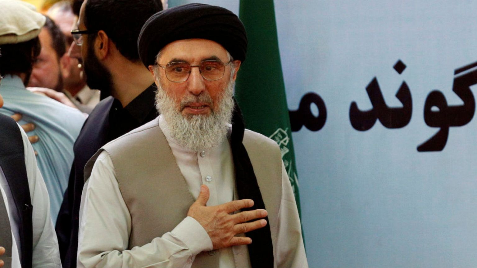 حكمتيار يعود إلى الحياة السياسية الأفغانية بعد 20 عاما من المنفى