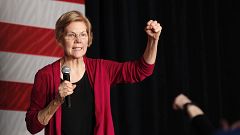Image: Sen. Elizabeth Warren, D-Mass, speaks during an organizing event at 