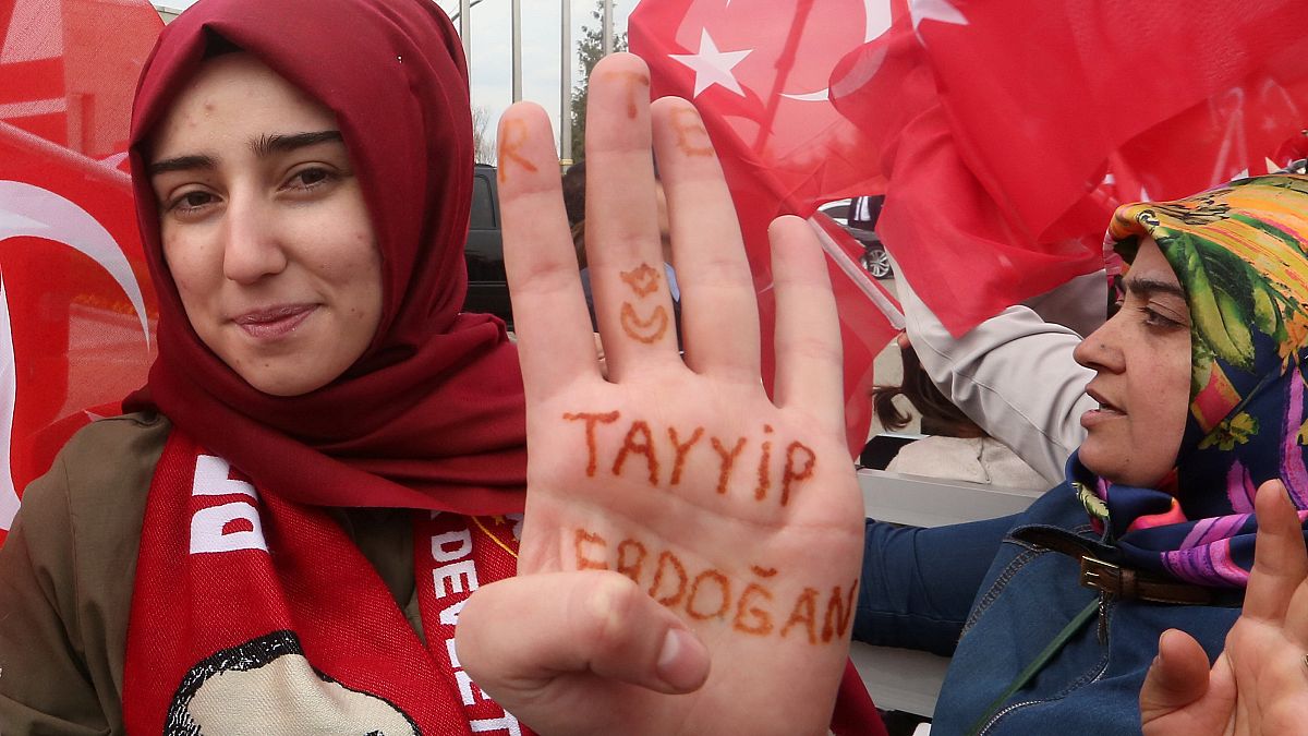دولت ترکیه حدود ۴ هزار تن را از کار اخراج کرد