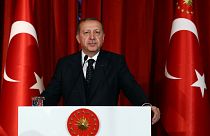 Wieder mehr als 3.000 türkische Beamte entlassen
