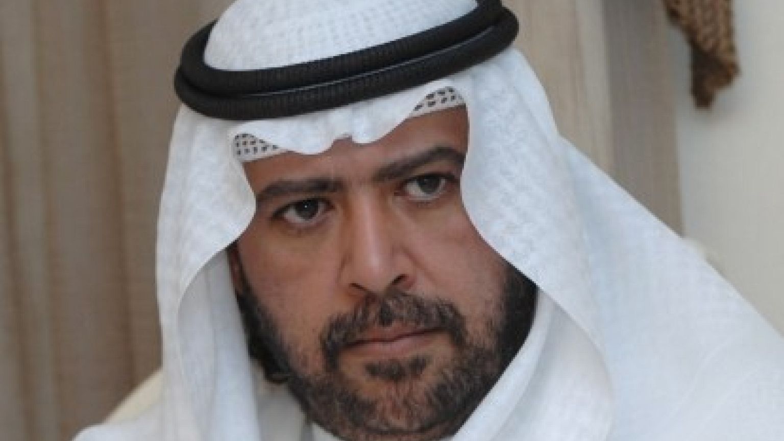 الشيخ الكويتي أحمد الفهد الصباح يسحب ترشحه لمجلس الفيفا