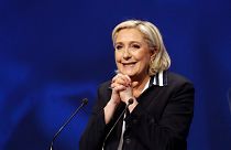 Marine Le Pen sugere coabitação de duas moedas