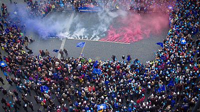 Miles de personas de "Pulse of Europe" piden a Francia que siga en la UE