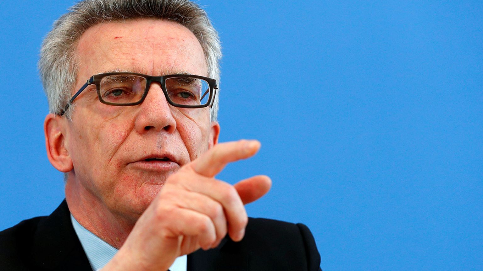 Burka, BILD und Leitkultur: Es hagelt Kritik an de Maizières 10 Thesen